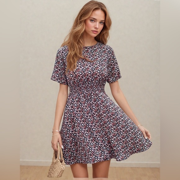 Dresses & Skirts - Ditsy Floral Print A-line Mini Dress